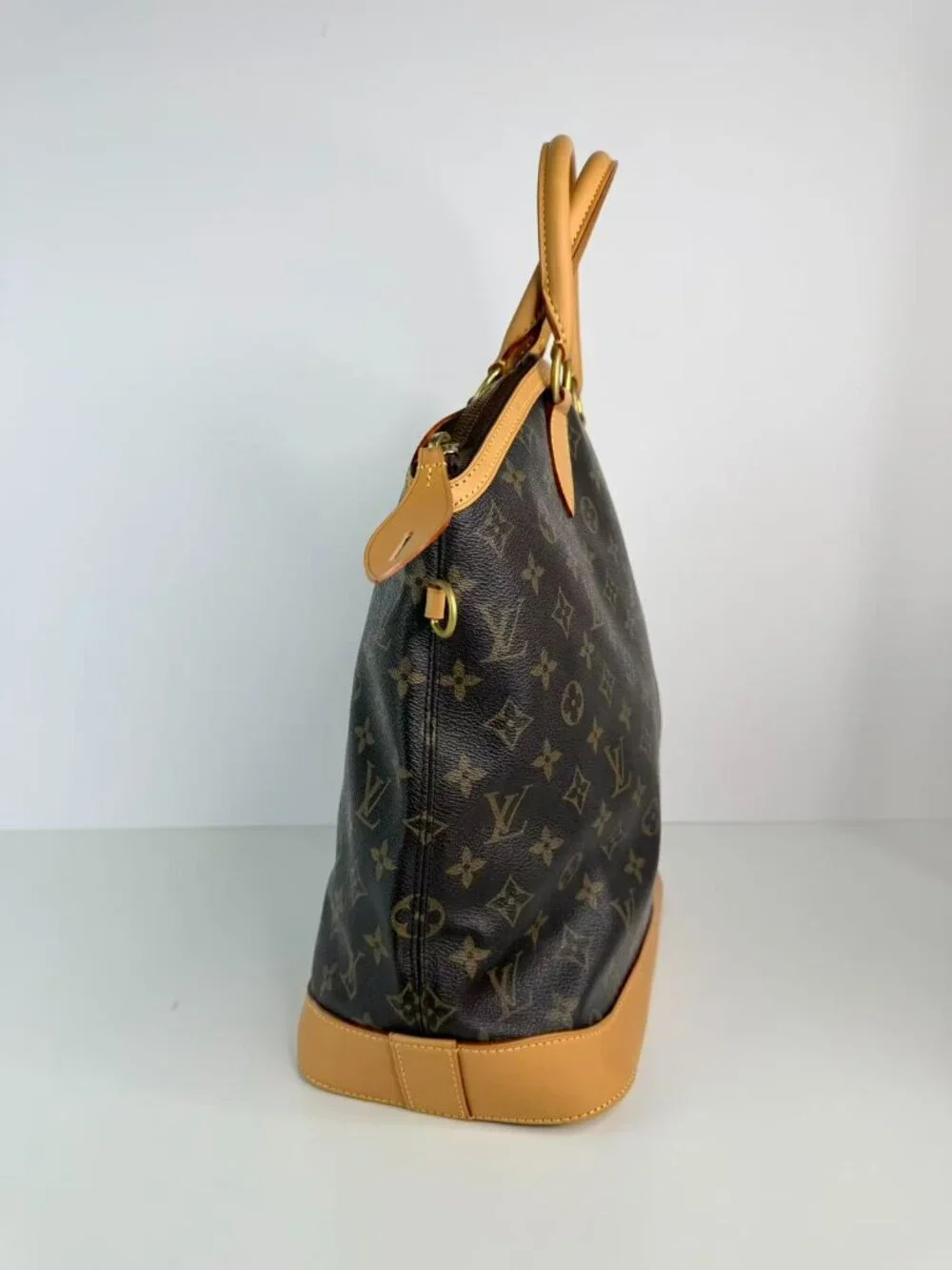 Louis Vuitton very good